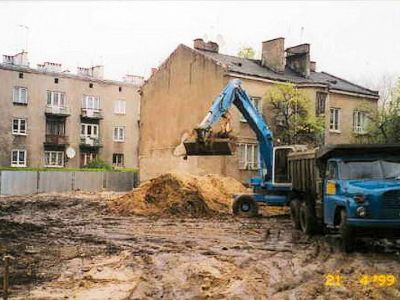 kwiecień 1999r